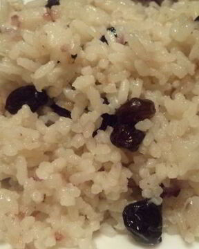 Сладкий рис с изюмом