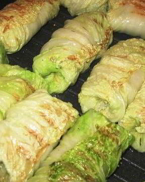 Голубцы из пекинской капусты на гриле