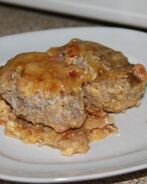 Ленивые голубцы из китайской капусты под соусом из соленых помидор