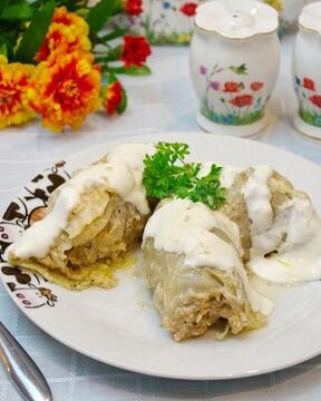 Замороженные голубцы в сметане