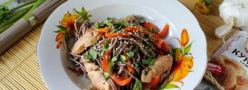 гречневая лапша с курицей и овощами. Шаг 18