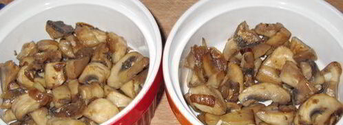 грибы, запеченные со шпинатом и яйцом. Шаг 7