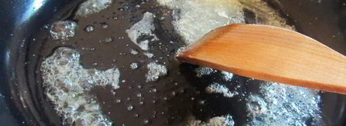 шампиньоны с чесноком. Шаг 2