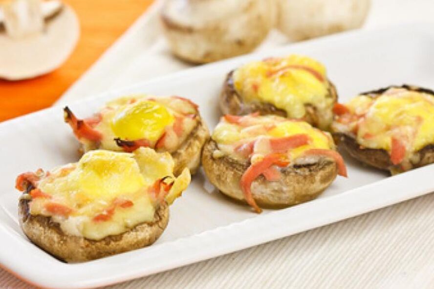 Рецепт шляпок шампиньонов, фаршированные перепелиными яйцами