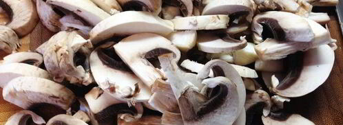 ароматный гуляш с грибами и сельдереем. Шаг 9