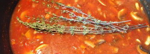 ароматный гуляш с грибами и сельдереем. Шаг 10