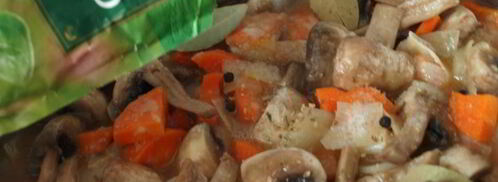 гуляш из шампиньонов с луком и морковью. Шаг 4