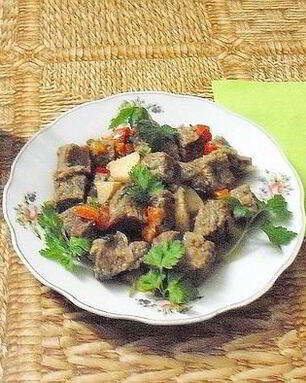 Гуляш из телятины на Новый год