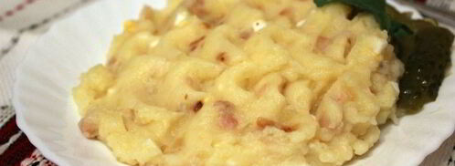 картофельное пюре с беконом, луком и вареным яйцом. Шаг 7