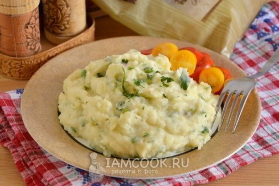 Рецепт картофельного пюре с пармезаном и петрушкой