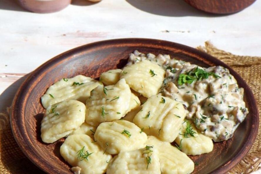 Рецепт картофельных ньокков с грибным соусом