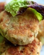 Куриные котлетки с картошкой и бананом