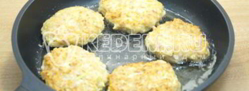 куриные котлеты с кабачком. Шаг 5