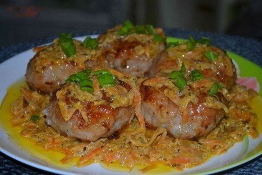 Рецепт мясных котлеток в молочном соусе