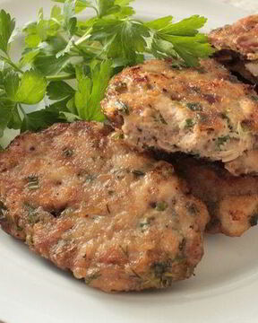 Рубленые котлеты из куриного филе и печени