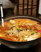 Куриная лапша по-итальянски с томатами и шпинатом