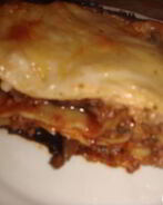 Лазанья с фаршем, баклажанами и грибами