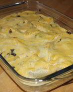 Конкильони, фаршированные индейкой, со сливочно-тыквенным соусом