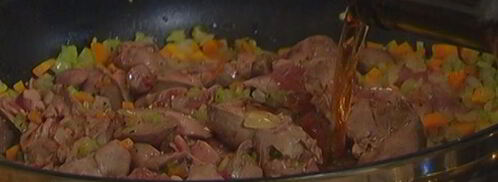 паста с соусом из куриной печени и помидоров. Шаг 5