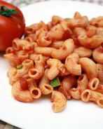 Постная паста в томатном соусе