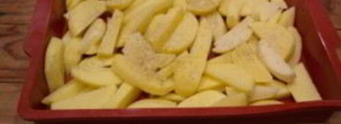 мясо по-французски в духовке с картошкой. Шаг 2