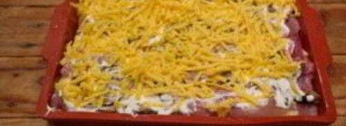 мясо по-французски в духовке с картошкой. Шаг 5