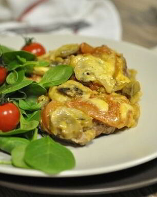 Мясо по-французски в мультиварке Редмонд