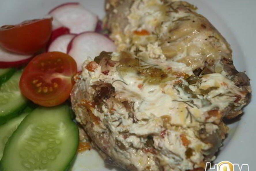 Рецепт курицы в сметанно-сырном соусе в мультиварке