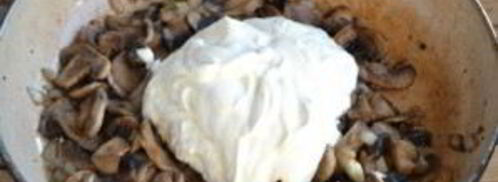 мясо под грибным соусом. Шаг 6