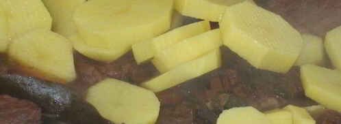 мясо, тушенное с горьким шоколадом. Шаг 6