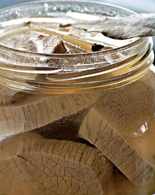 Телятина в желе