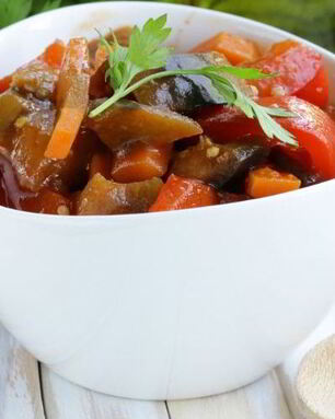 Баклажаны, тушеные в мультиварке