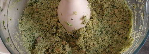 фаляфель — жареные во фритюре шарики из измельченного нута. Шаг 4