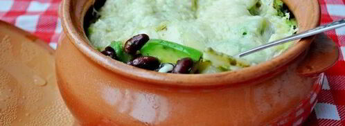 фасоль с авокадо, запеченные в горшочке. Шаг 4