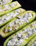 Кабачки с творогом в духовке