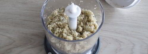 кабачки — цукини с сыром, орехами и розмарином. Шаг 7