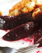 Печеная свекла в бальзамической глазури и апельсиновой цедре