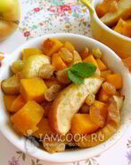 Тыква, запеченная с яблоками и изюмом