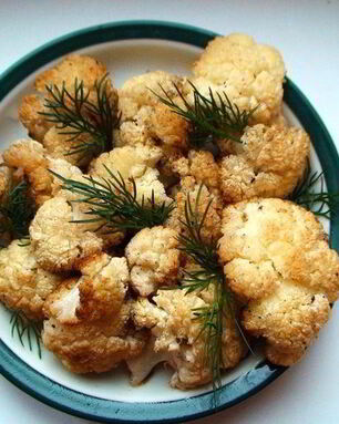 Запеченная цветная капуста в лимонном соке с чесноком