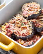 Жареные баклажаны с мясом и сыром