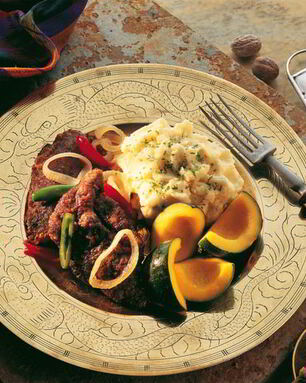 Печень индейки в сметане с луком