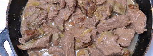 печень тушеная в молоке. Шаг 10