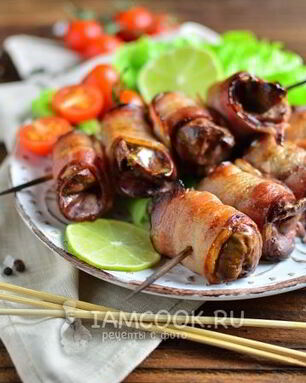 Печень в беконе на мангале