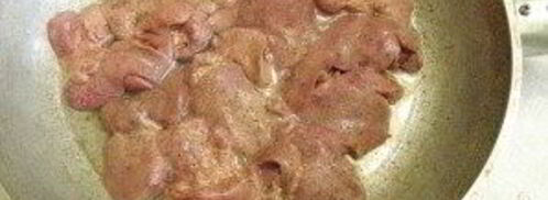 печенка под соусом. Шаг 2