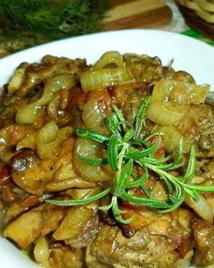 Утиная печень с грибами