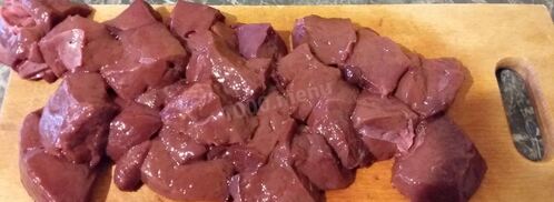 жареная печень с луком. Шаг 2