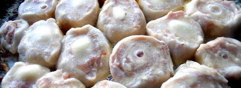 ленивые пельмени на овощной подушке. Шаг 24