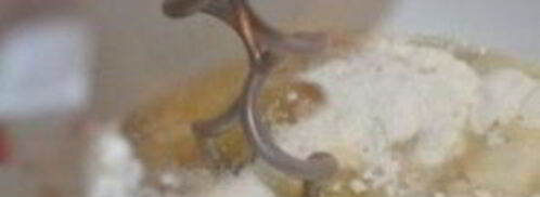 тесто для пельменей на минералке. Шаг 2