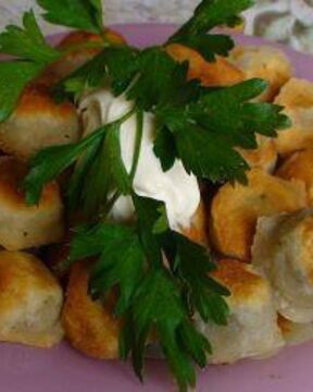 Жареные пельмени с грибами из заварного теста