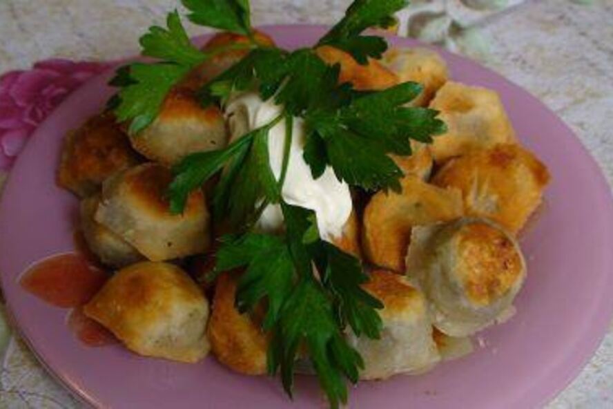 Рецепт жареных пельменей с грибами из заварного теста